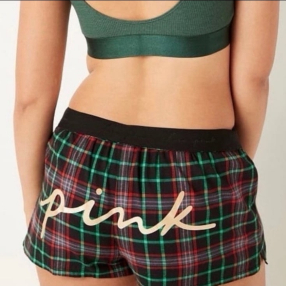 PINK Victoria's Secret Flannel Boxy Pajama Shorts Black Plaid Gold Size Small